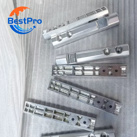 Peças anodizadoras fresadoras CNC do dissipador de calor do servidor da Web direto da fábrica